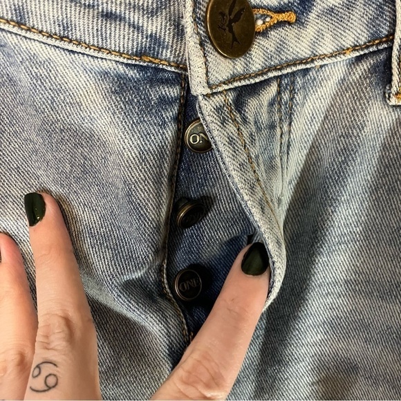 ONE Teaspoon Trashed Saints Boyfriend Jeans in Blue - Picture 4 of 11